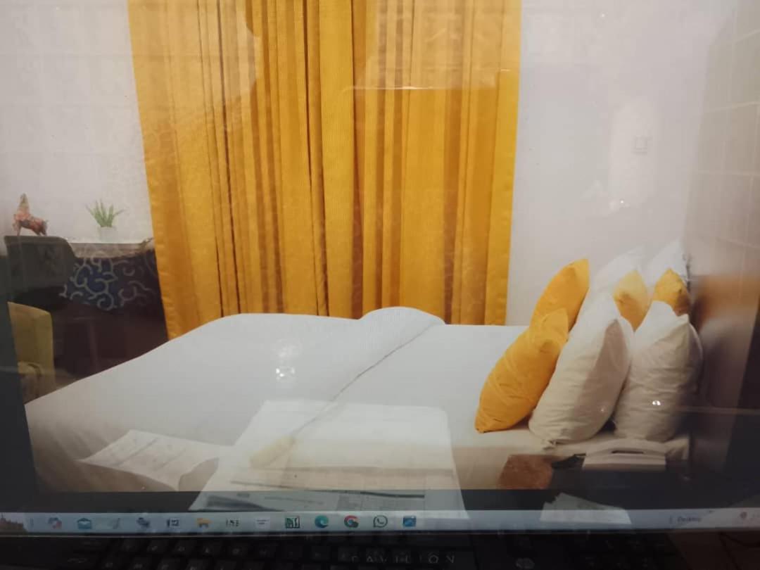 Diamond Lane Hotel Абуджа Екстер'єр фото